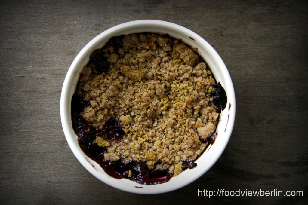 raspberry-curcuma-crumble