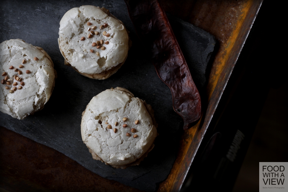 buckwheat-macarons-10