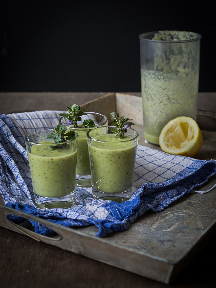 Green Smoothie Happiness with Wild Herbs