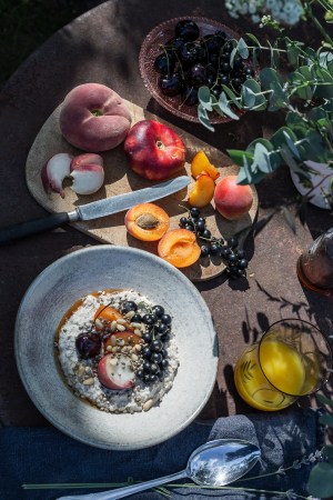 porridge, summer, breakfast, garden table, fruit