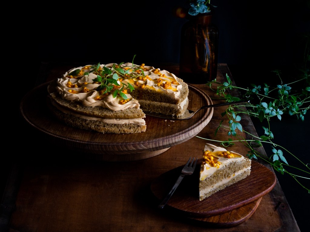 Vegan Layer Cake Sea-Buckthorn